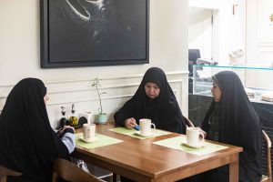 زنان در کافه امروز ایران