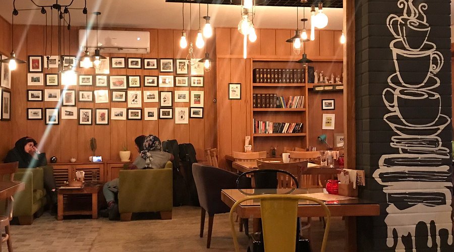 تفاوت بین کافه و رستوران