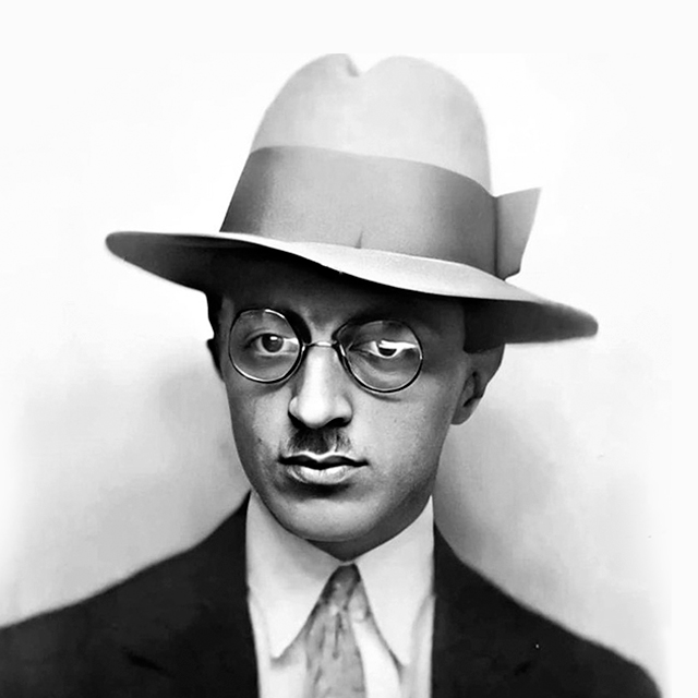 صادق هدایت و کافه نادری