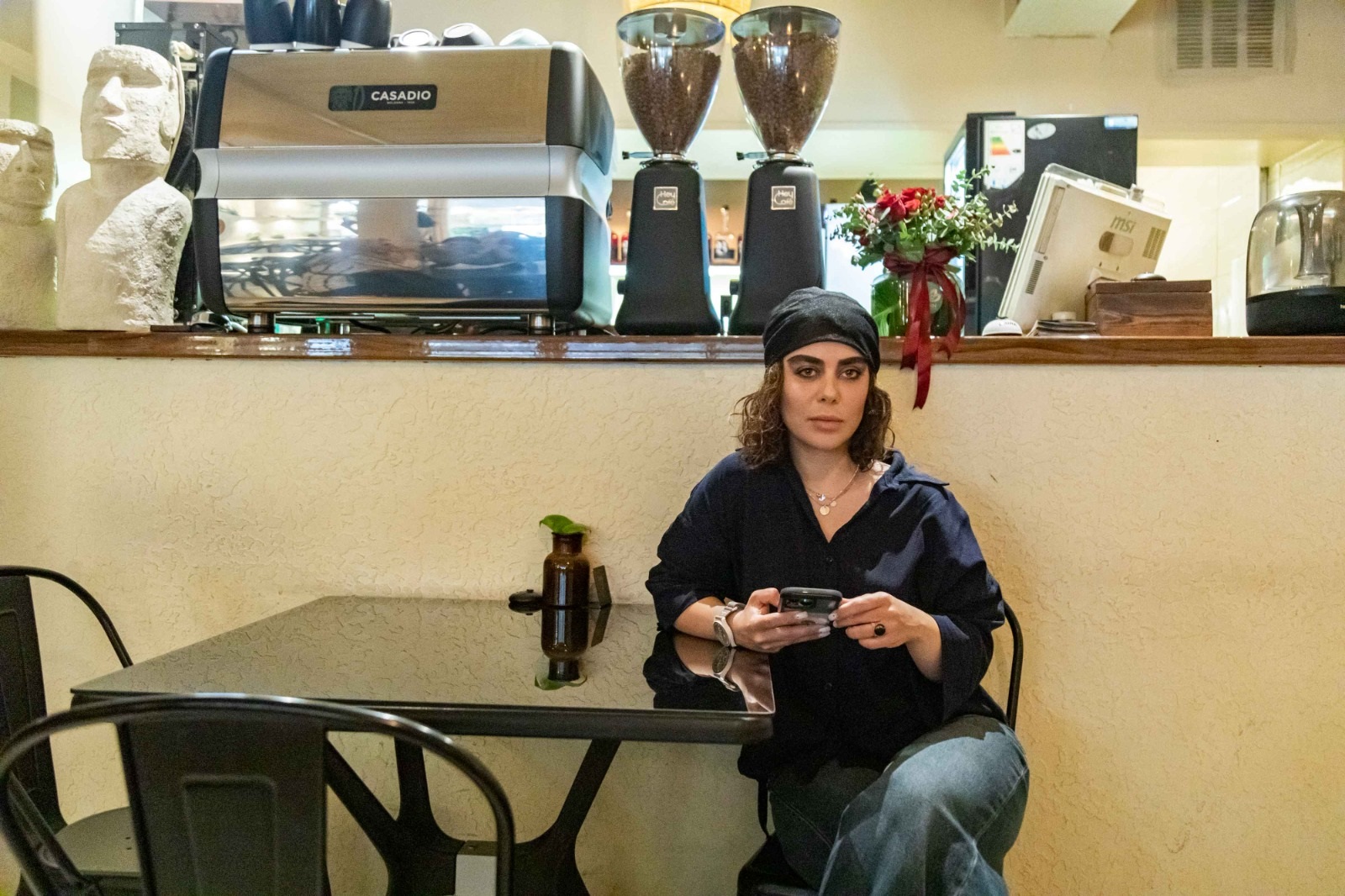 کافه‌داری / الهام اخوان