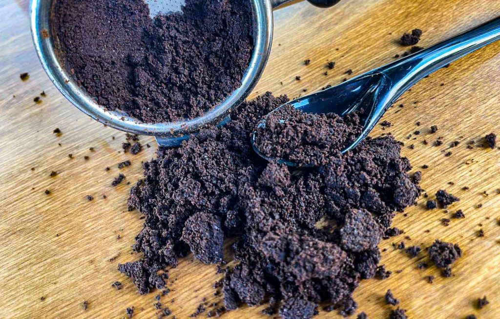 تفاله قهوه، از آیین‌های عاشقانه تا باغچه‌هاى شهری