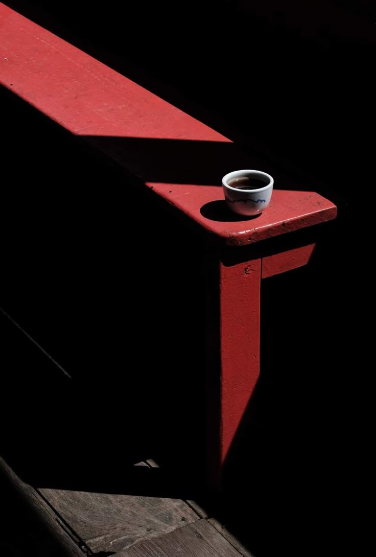 تهران:کافه، تجارت و تضاد با هژمونی رسمی